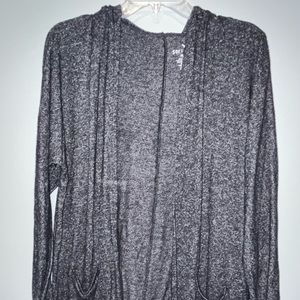 super soft and stretchy cardigan from american eagle! cozy gray color with hood